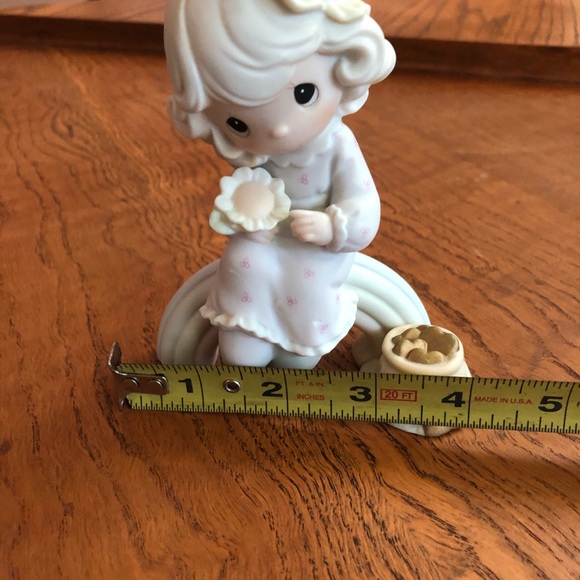 Precious moments - Picture 5 of 5